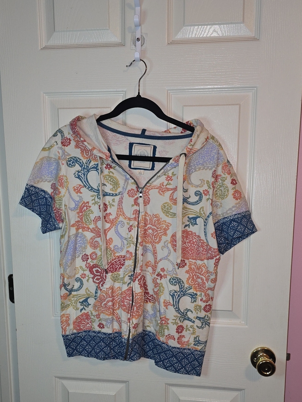 Merona Multi-Color Short Sleeve Hooded Zip Front Sweatshirt